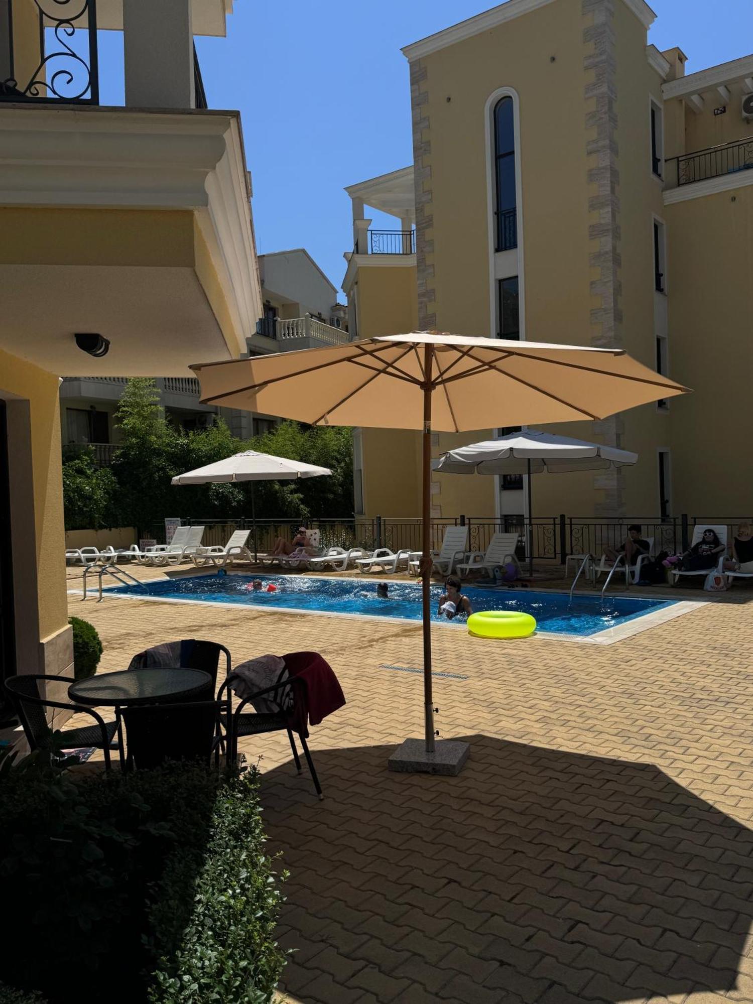 Horizon Apartament Gut สวิติ วลัส ภายนอก รูปภาพ